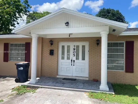 9905 Marlin Road Cutler Bay FL 33157