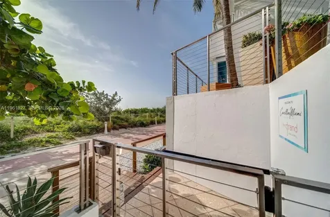 6801 Collins Avenue Miami Beach FL 33141