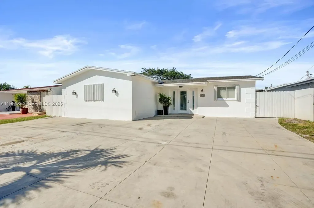 6617 Dahlia Drive Miramar FL 33023