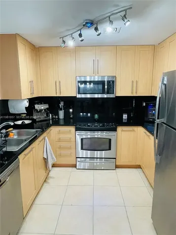 511 SE 5th Avenue Fort Lauderdale FL 33301