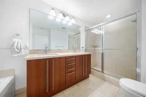 1111 SW 1st Avenue Miami FL 33130