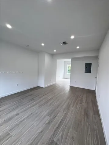2855 Royal Palm Avenue Miami Beach FL 33140