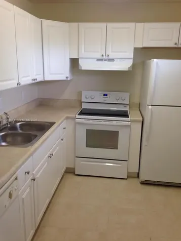 7561 NW 16th Street Plantation FL 33313