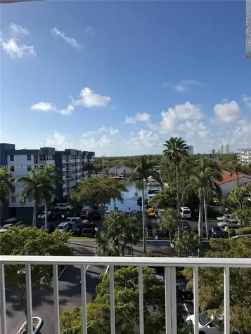 16546 NE 26th Avenue North Miami Beach FL 33160