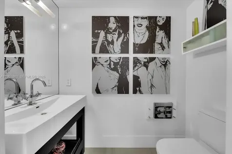 3739 Collins Avenue Miami Beach FL 33140