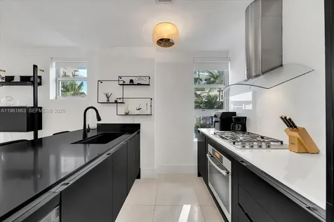 3739 Collins Avenue Miami Beach FL 33140