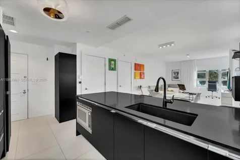 3739 Collins Avenue Miami Beach FL 33140