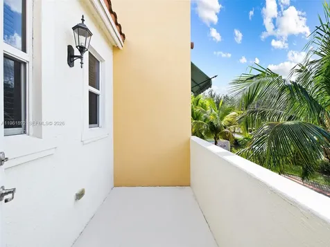 1732 NW 124th Place Pembroke Pines FL 33028