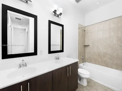 1732 NW 124th Place Pembroke Pines FL 33028