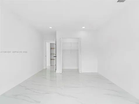2500 SW 23rd Terrace Miami FL 33145
