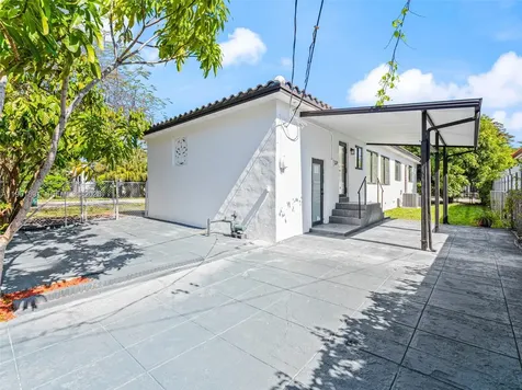 2500 SW 23rd Terrace Miami FL 33145