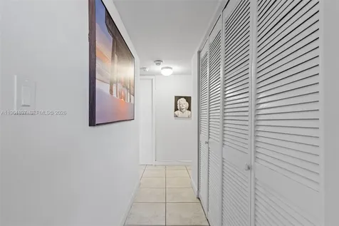 2016 Bay Drive Miami Beach FL 33141