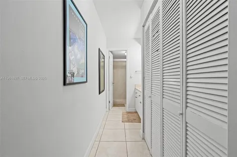 2016 Bay Drive Miami Beach FL 33141