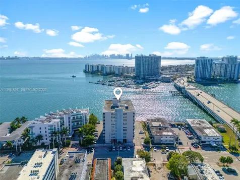 2016 Bay Drive Miami Beach FL 33141