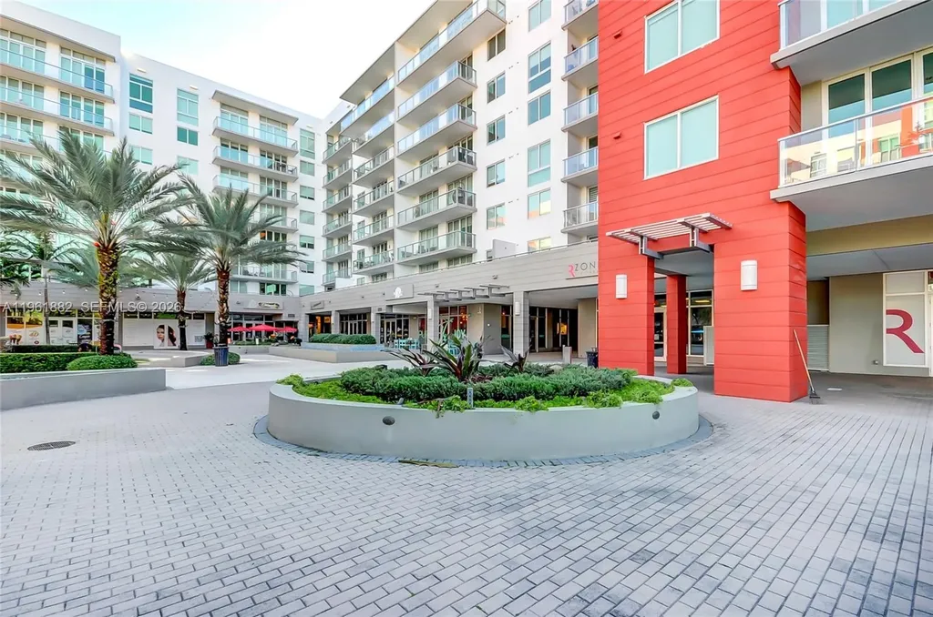 7661 NW 107th Avenue Doral FL 33178