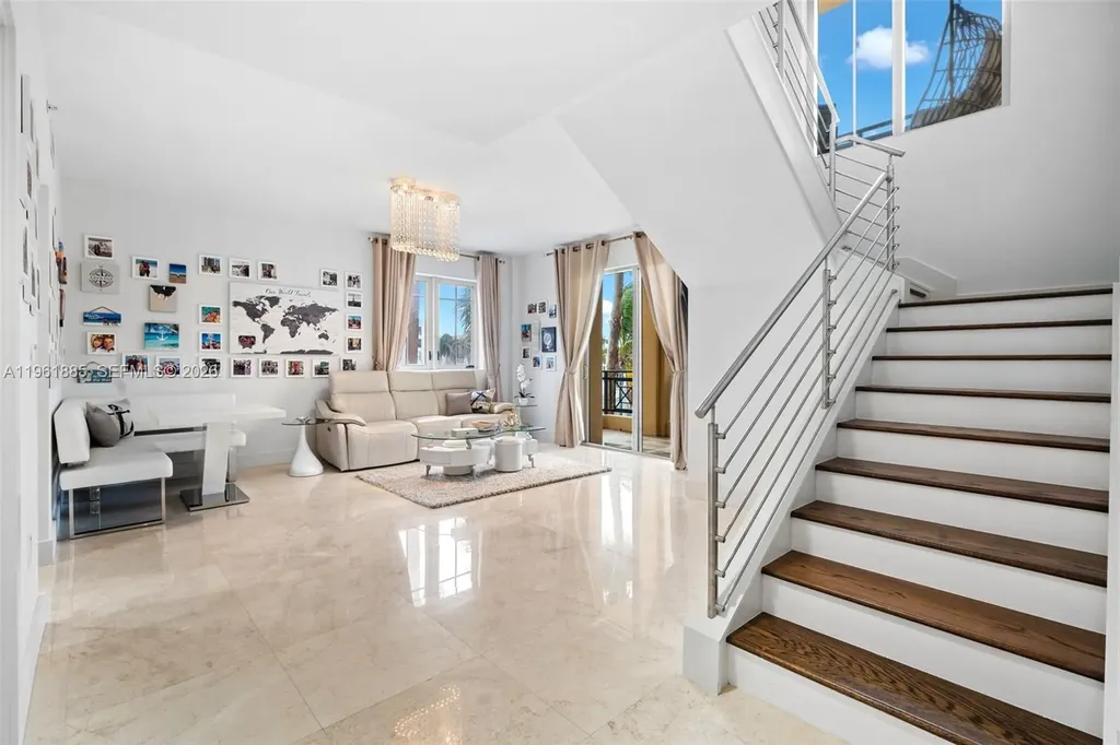 3415 N Ocean Drive Hollywood FL 33019