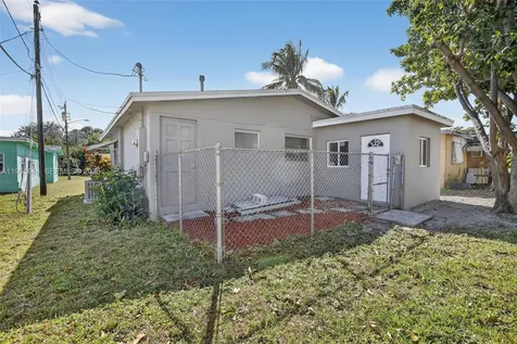 6853 NW 26th Court Sunrise FL 33313