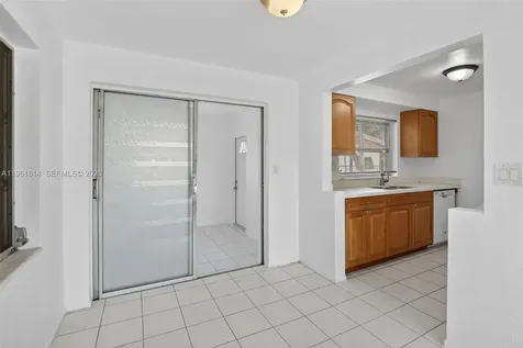 6853 NW 26th Court Sunrise FL 33313
