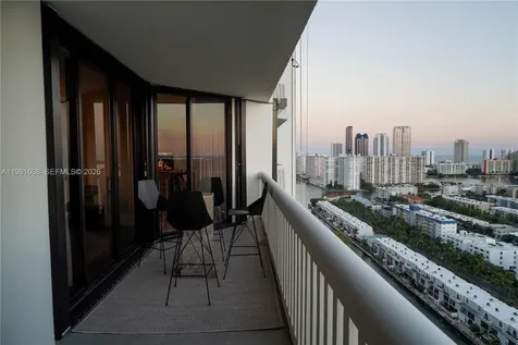 2000 Island Boulevard Aventura FL 33160