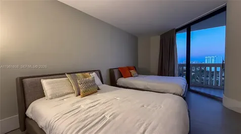 2000 Island Boulevard Aventura FL 33160