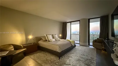 2000 Island Boulevard Aventura FL 33160
