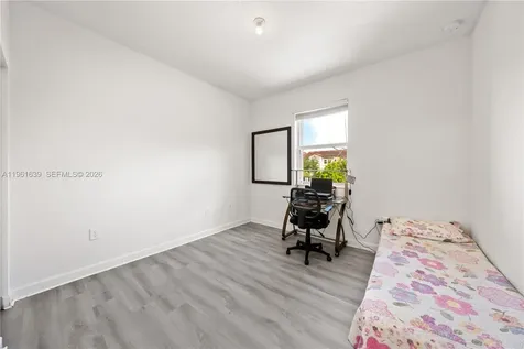 16958 SW 92nd Street Miami FL 33196