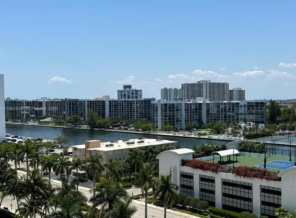 2501 S Ocean Drive Hollywood FL 33019