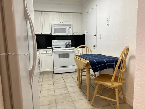 2501 S Ocean Drive Hollywood FL 33019