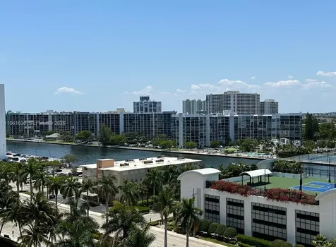 2501 S Ocean Drive Hollywood FL 33019
