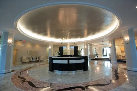 2501 S Ocean Drive Hollywood FL 33019