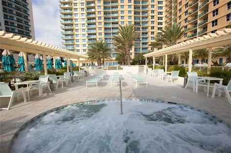 2501 S Ocean Drive Hollywood FL 33019