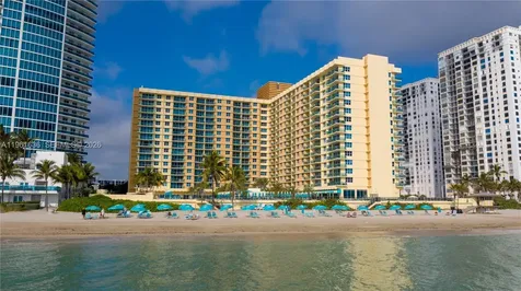 2501 S Ocean Drive Hollywood FL 33019