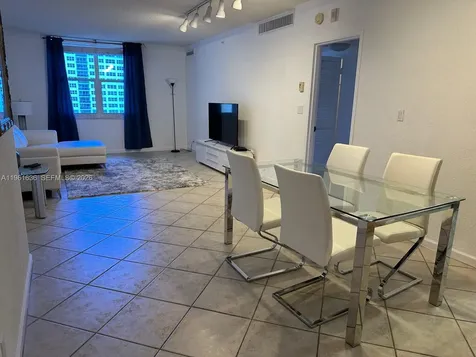 2501 S Ocean Drive Hollywood FL 33019