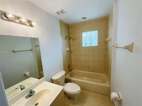 10901 NW 88th Terrace Doral FL 33178