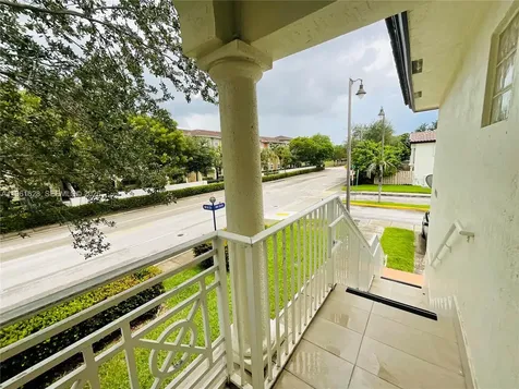 10901 NW 88th Terrace Doral FL 33178