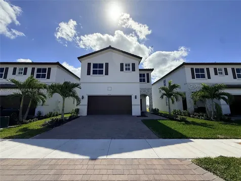2728 SE 24th Court Homestead FL 33035