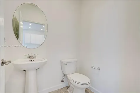 2728 SE 24th Court Homestead FL 33035