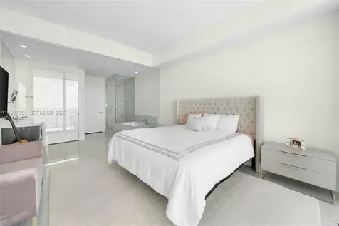 480 NE 31st Street Miami FL 33137