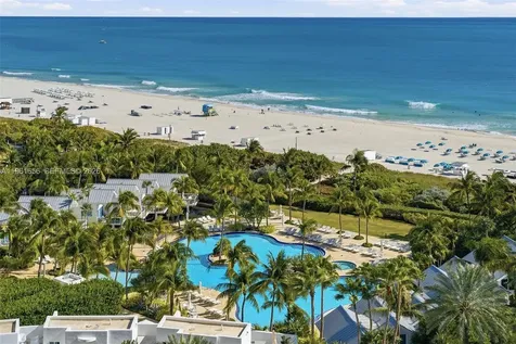 100 S Pointe Drive Miami Beach FL 33139