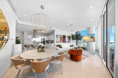 100 S Pointe Drive Miami Beach FL 33139