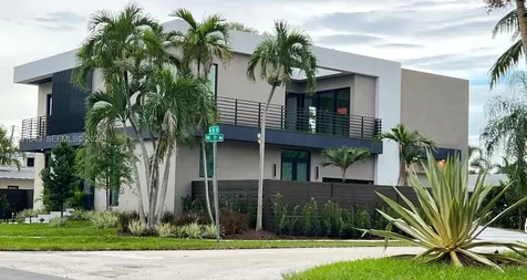 1700 NE 18th Street Fort Lauderdale FL 33305