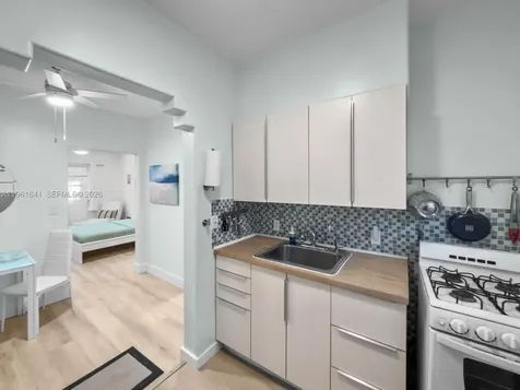 1227 Euclid Avenue Miami Beach FL 33139