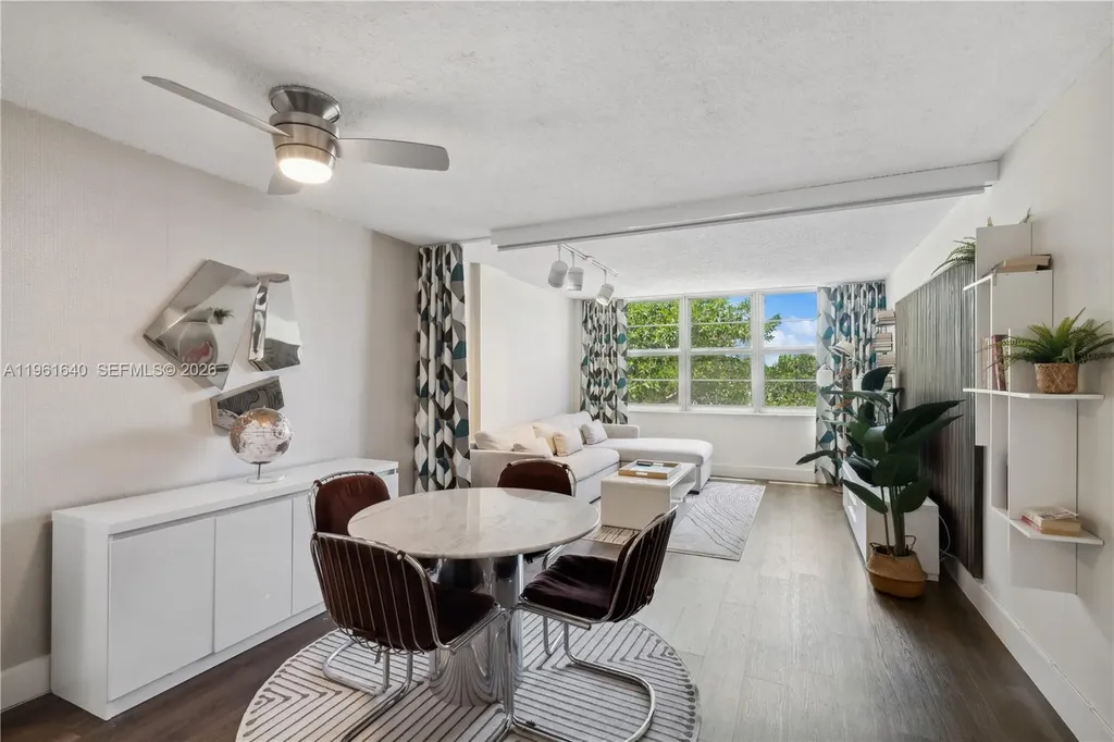1020 Meridian Avenue Miami Beach FL 33139
