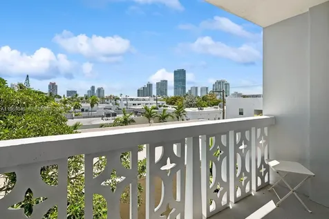 1020 Meridian Avenue Miami Beach FL 33139