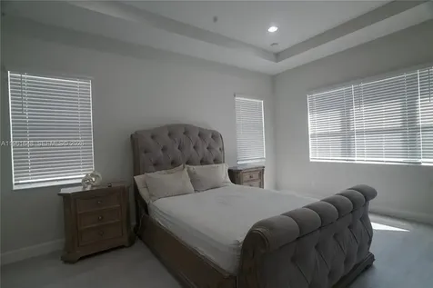 5770 Bristlecone Commoms Westlake FL 33470