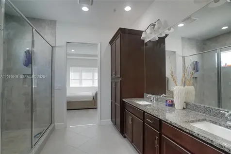 5770 Bristlecone Commoms Westlake FL 33470