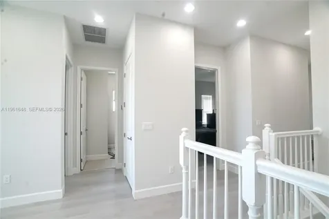 5770 Bristlecone Commoms Westlake FL 33470