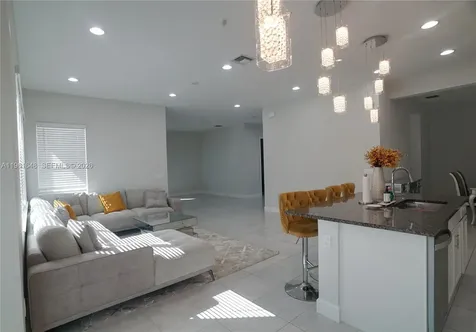 5770 Bristlecone Commoms Westlake FL 33470
