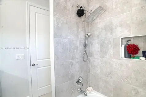 5770 Bristlecone Commoms Westlake FL 33470