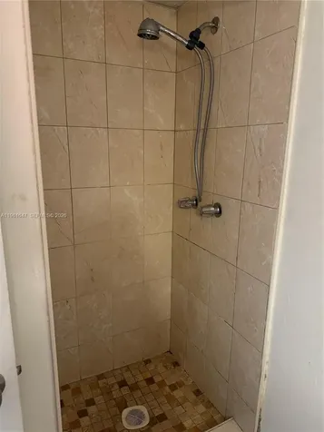 4805 NW 7th Street Miami FL 33126
